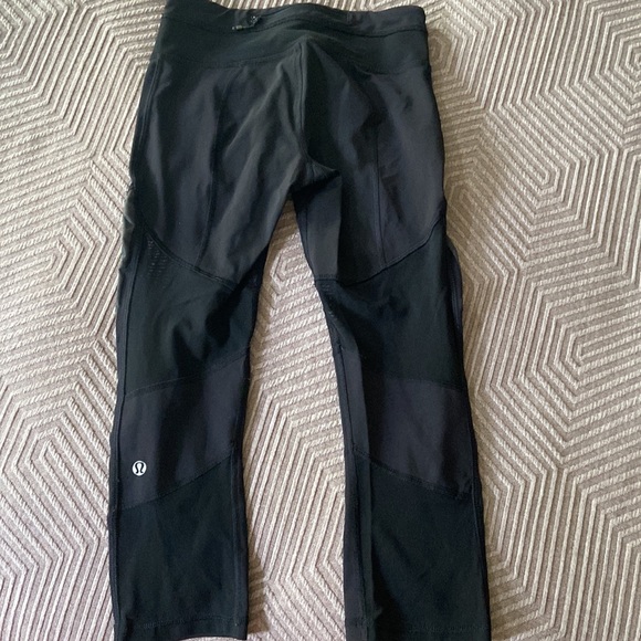 Lulu lemon cropped capris - Picture 4 of 6